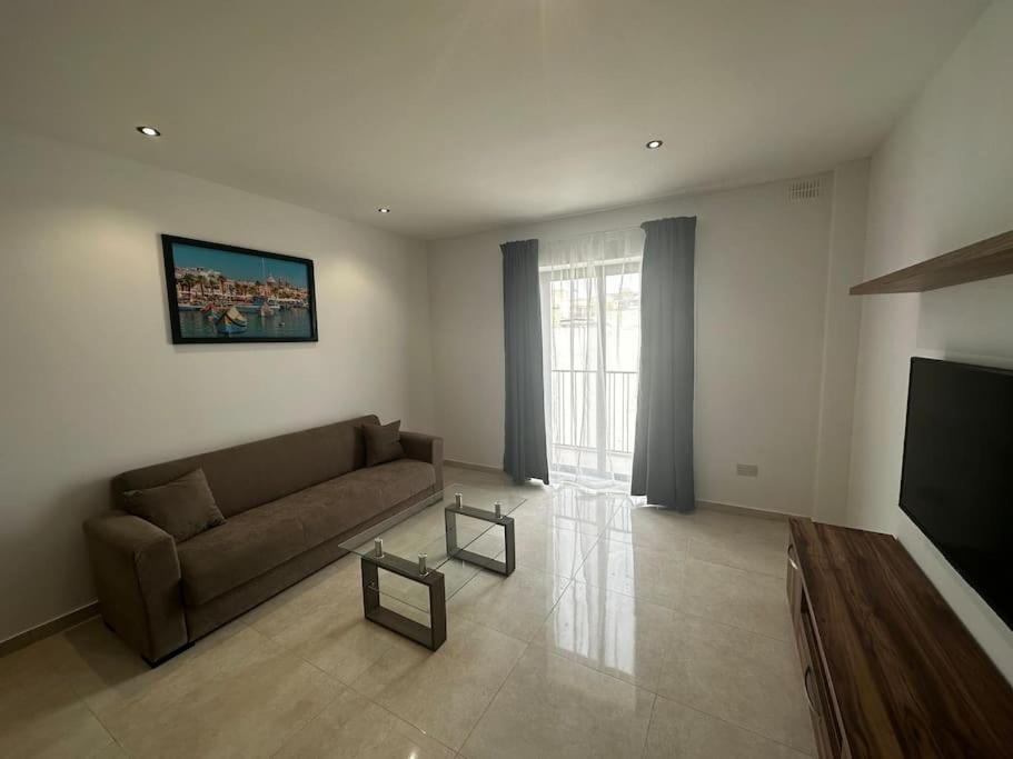 Bright 1 Bedroom Apartment In Noah Apartments, Gzira Zewnętrze zdjęcie